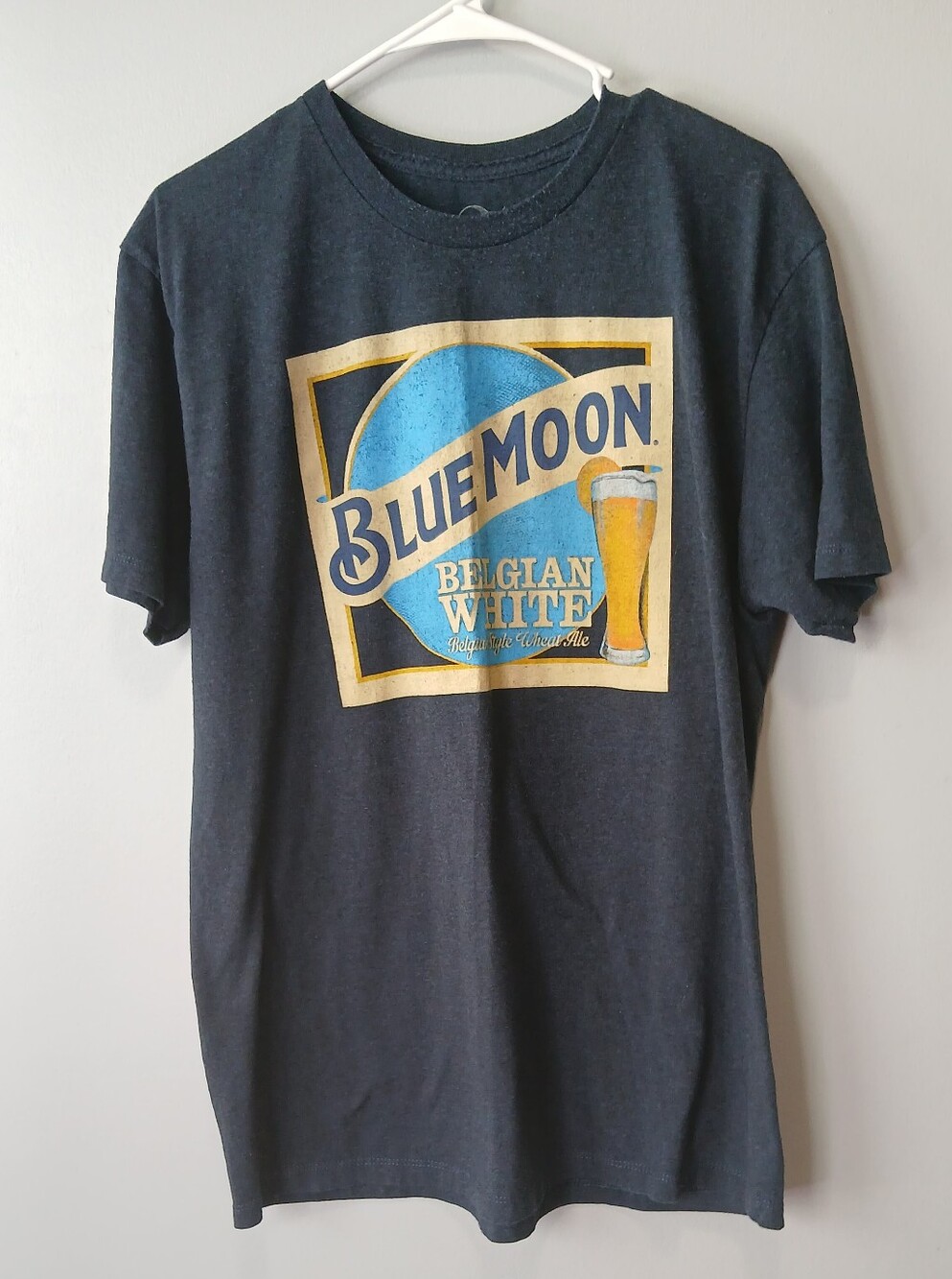 Blue Moon Mens Size Large T-shirt